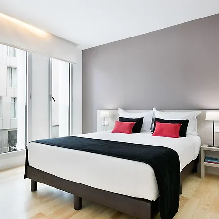 Lugaris Apartment *